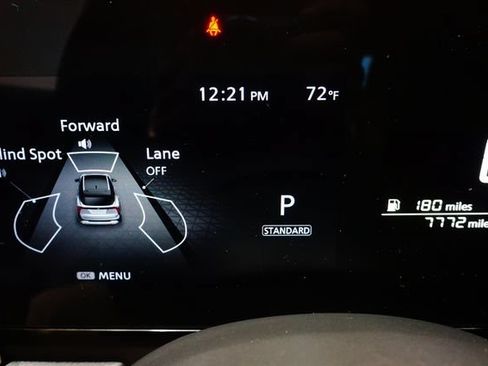 Certified 2025 Nissan Kicks SV AWD/4WD image 17