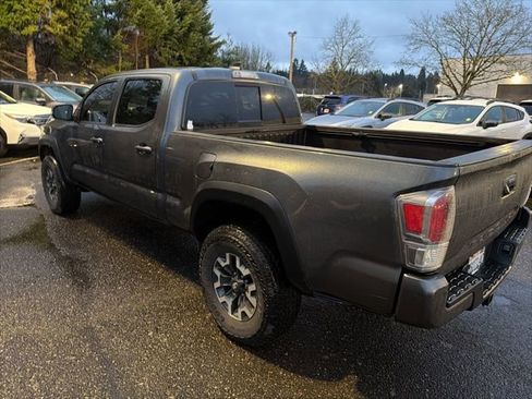 Used 2023 Toyota Tacoma TRD Off-Road w/ Technology Package image 8