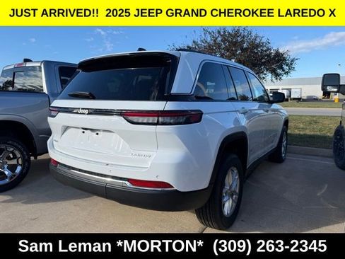 New 2025 Jeep Grand Cherokee Laredo X image 8
