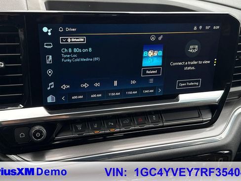 Certified 2024 Chevrolet Silverado 3500 High Country image 35