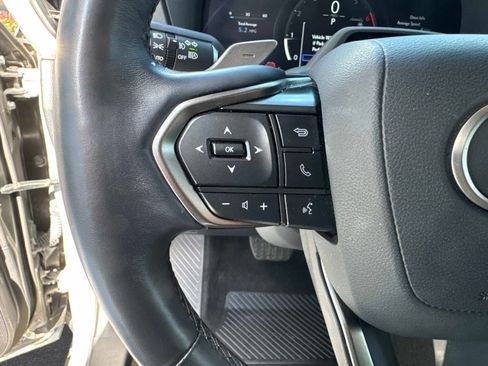 Used 2024 Lexus GX 550 w/ Accessory Package (Z1) AWD/4WD image 32