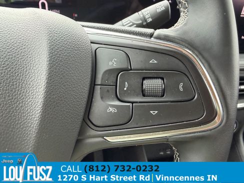 Used 2025 Buick Encore GX Preferred AWD/4WD image 18
