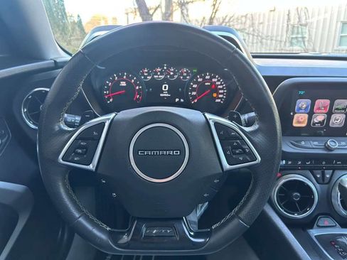 Used 2017 Chevrolet Camaro SS image 16