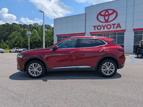 Used 2022 Buick Envision Preferred w/ Safety Package FWD image 2