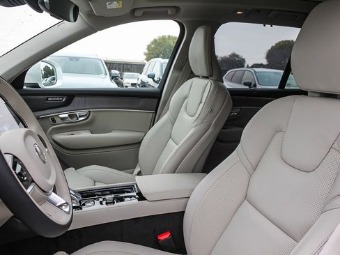 New 2026 Volvo XC90 T8 Ultra w/ Protection Package Premier AWD/4WD image 20