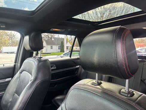 Used 2016 Ford Explorer Sport image 28