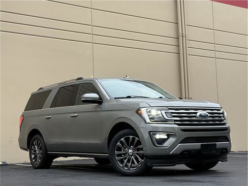 Used 2019 Ford Expedition Max Limited w/ Equipment Group 301A image 32