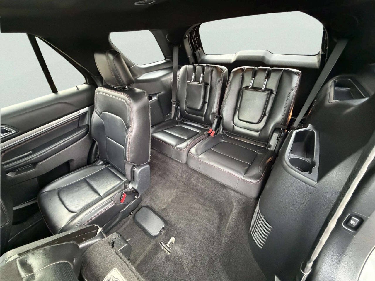 Used 2017 Ford Explorer Sport w/ Equipment Group 401A AWD/4WD image 27
