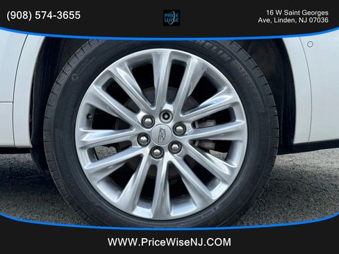 Used 2020 Cadillac XT6 Premium Luxury image 32