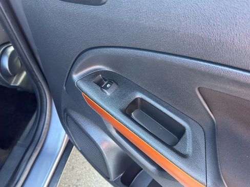 Used 2021 Ford EcoSport SE w/ SE Appearance Package image 36