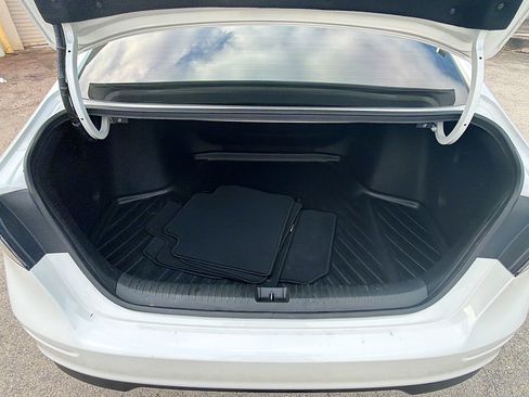 Certified 2023 Honda Accord EX image 25