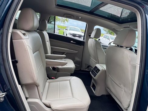 Used 2023 Volkswagen Atlas SEL AWD/4WD image 31
