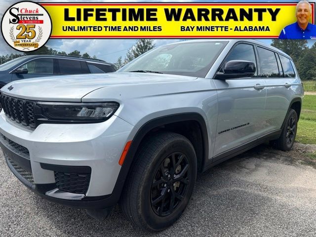 Used 2025 Jeep Grand Cherokee L Altitude RWD image 1
