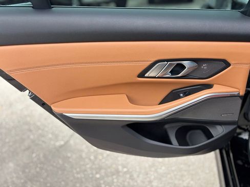 Used 2020 BMW 330i Sedan w/ Convenience Package image 18