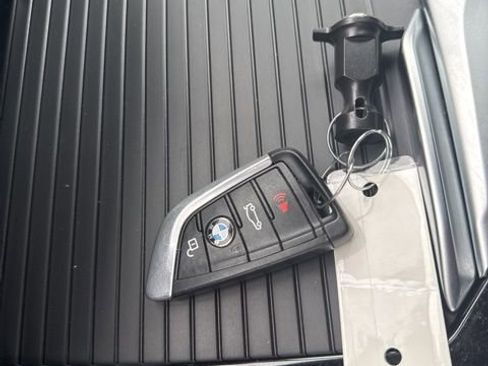 Used 2018 BMW X3 xDrive30i image 32