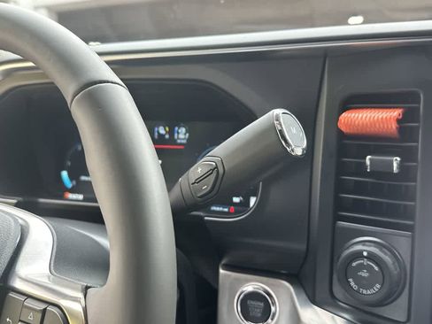 Used 2025 Ford F450 Platinum w/ Platinum Plus Package image 52