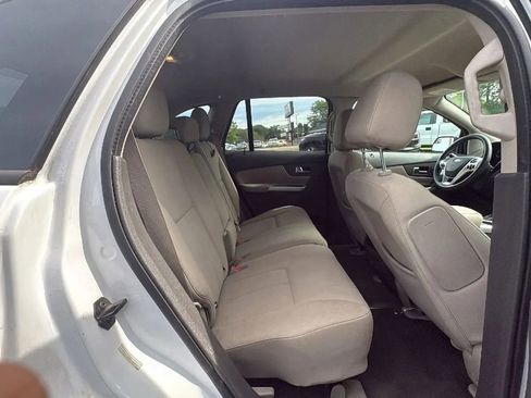 Used 2014 Ford Edge SE w/ Equipment Group 101A FWD image 17