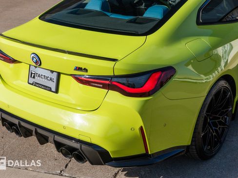 Used 2023 BMW M4 xDrive Competition w/ M Carbon Exterior Package image 20