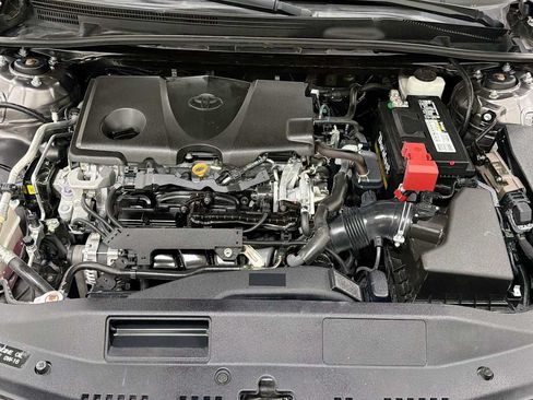 Certified 2019 Toyota Camry SE FWD image 29