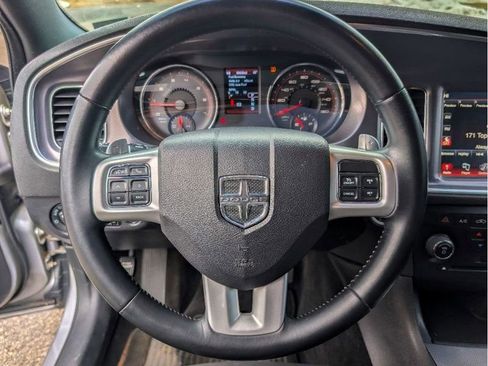 Used 2014 Dodge Charger R/T w/ Wheels & Tunes Group image 18