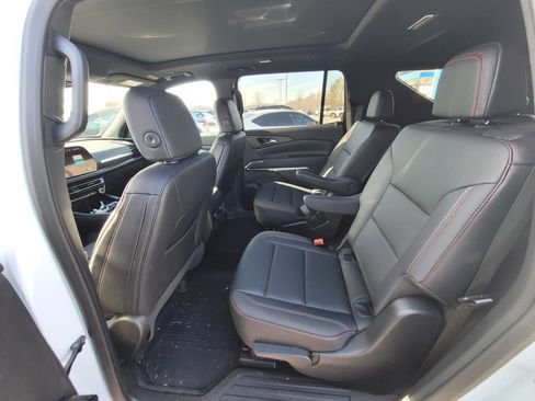 Used 2026 Chevrolet Traverse Z71 w/ Driver Confidence Package image 8