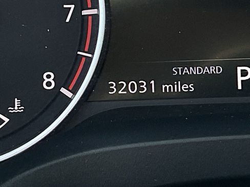 Used 2025 Nissan Rogue SV FWD image 27