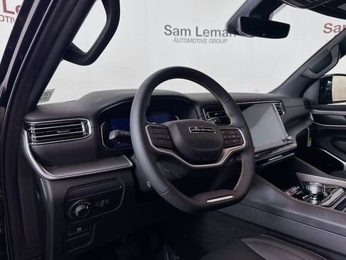 New 2026 Jeep Grand Wagoneer 4WD image 9
