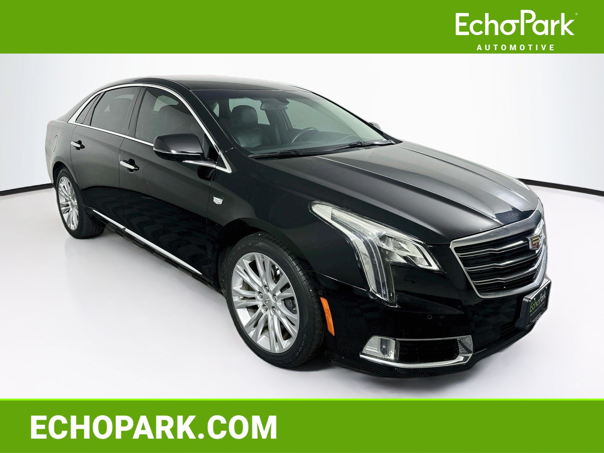 Used 2018 Cadillac XTS Luxury FWD image 1