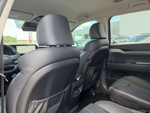Used 2025 Hyundai Palisade SEL FWD image 26