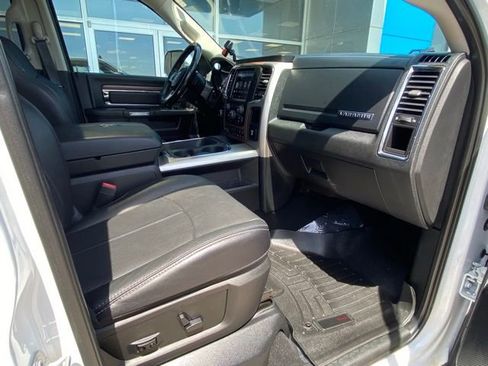 Used 2018 RAM 2500 Laramie AWD/4WD image 19