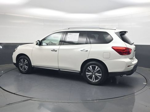 Used 2020 Nissan Pathfinder SL w/ Cargo Package AWD/4WD image 8