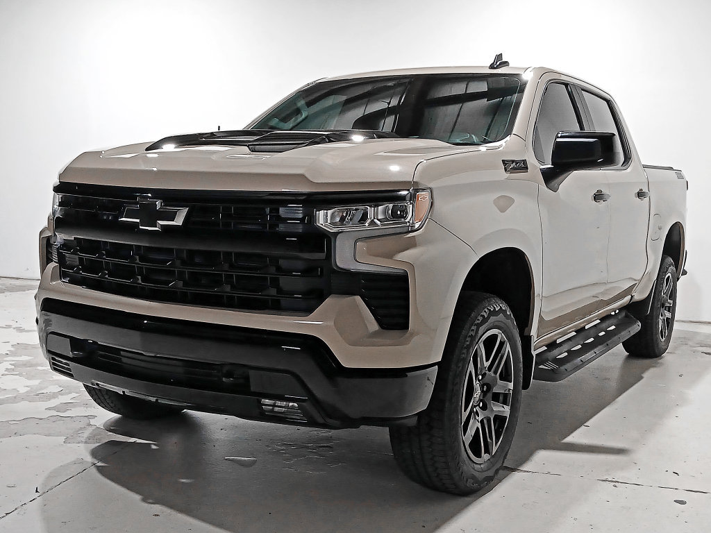 Used 2022 Chevrolet Silverado 1500 LT Trail Boss AWD/4WD image 3