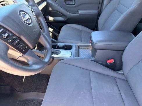 Used 2022 Nissan Frontier S w/ Technology Package AWD/4WD image 16