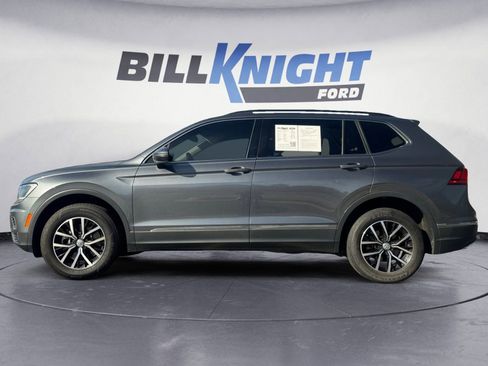 Used 2021 Volkswagen Tiguan SE image 2