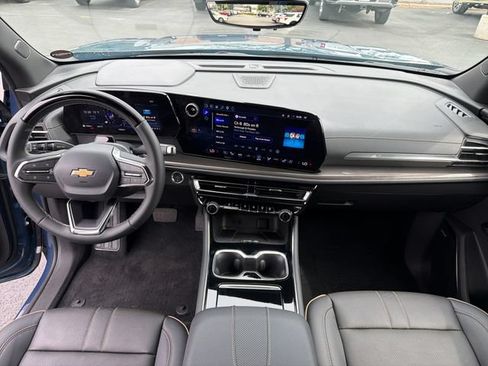 Certified 2026 Chevrolet Traverse High Country w/ LPO, Floor Liner Package AWD/4WD image 12
