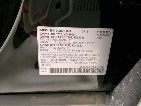 Used 2018 Audi SQ5 Premium Plus w/ S Sport Package AWD/4WD image 18