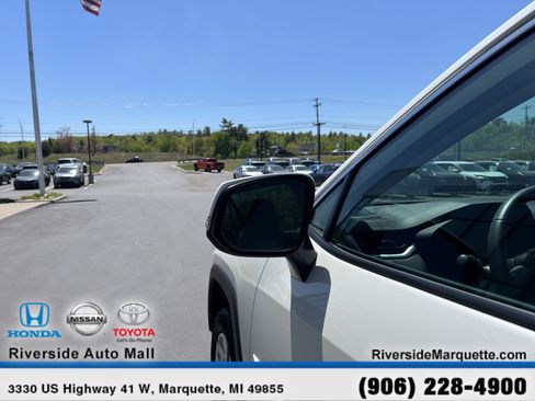 Used 2020 Toyota RAV4 Limited AWD/4WD image 5