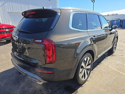 Certified 2022 Kia Telluride EX w/ EX Premium Package image 7