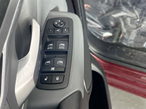 Used 2022 RAM 1500 Big Horn image 17