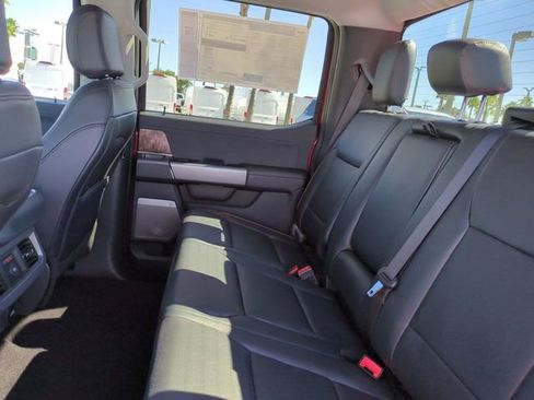 New 2026 Ford F250 Lariat w/ FX4 Off-Road Package AWD/4WD image 14