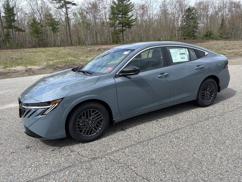 New 2026 Nissan Sentra SV FWD image 1