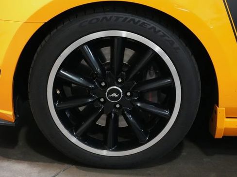 Used 2013 Ford Mustang Boss 302 w/ Boss 302 Accessory Pkg image 9