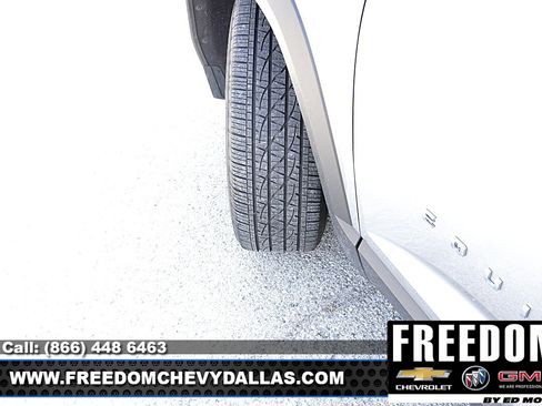 Used 2026 Chevrolet Equinox LT FWD image 43