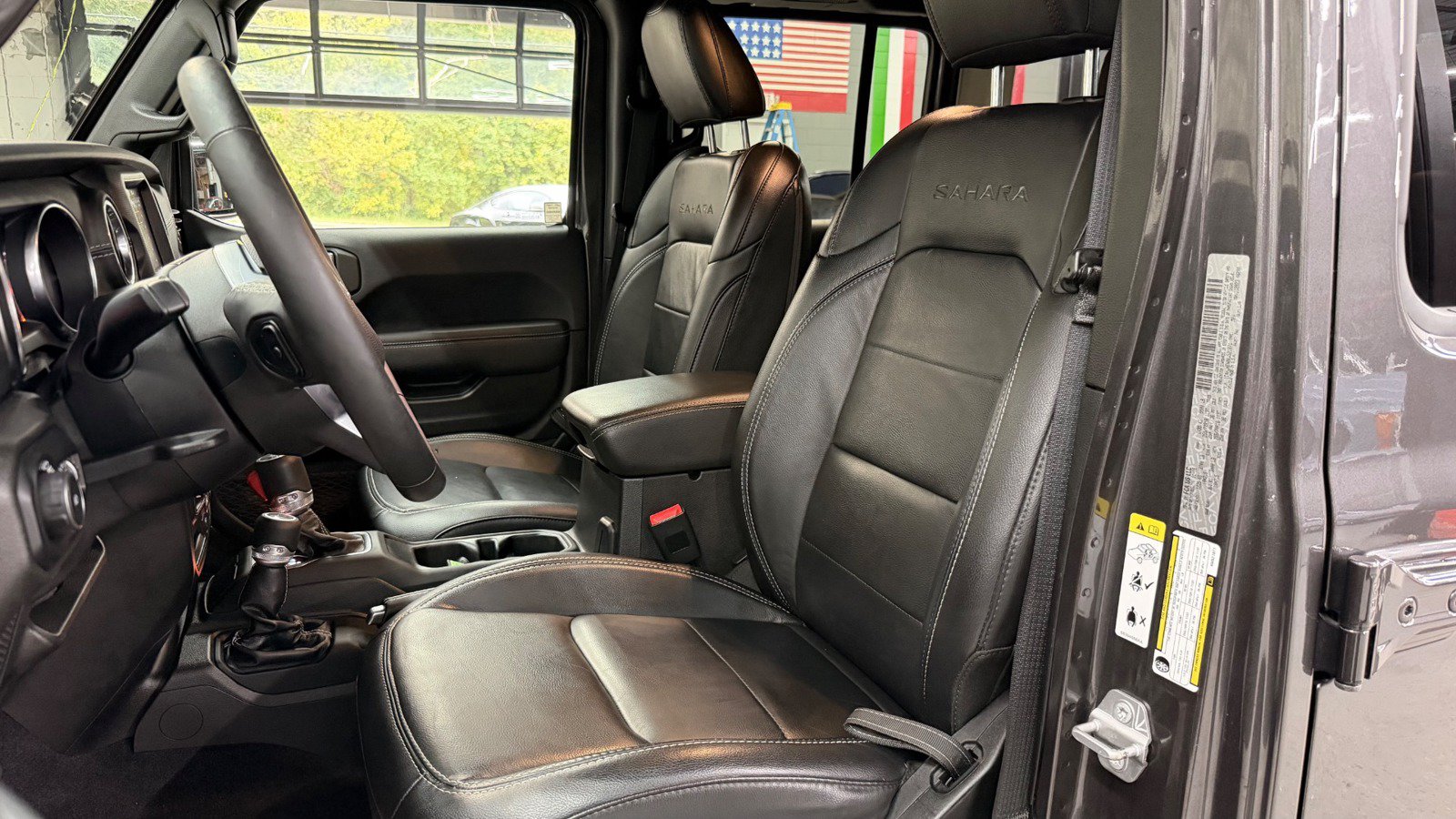 Used 2019 Jeep Wrangler Unlimited Sahara AWD/4WD image 25