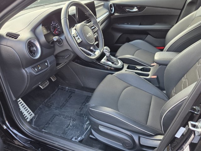 Used 2024 Kia Forte GT-Line FWD image 9
