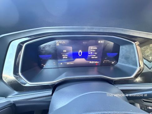 Used 2023 Volkswagen Jetta SE image 23