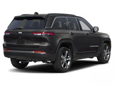 Used 2026 Jeep Grand Cherokee Altitude AWD/4WD image 2