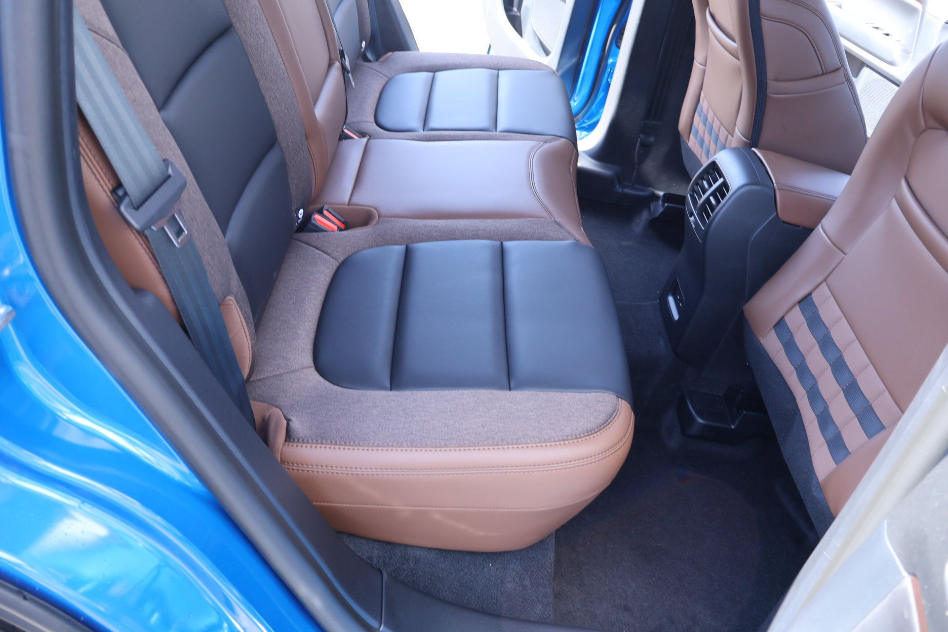 New 2026 Ford Bronco Sport Outer Banks AWD/4WD image 14