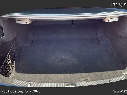 Used 2011 Mercedes-Benz E 550 Coupe image 27