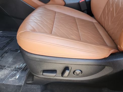 Used 2025 Kia Telluride EX X-Line AWD/4WD image 9